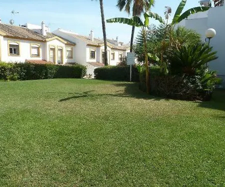 Adosado El Pinillo Vakantiehuis *